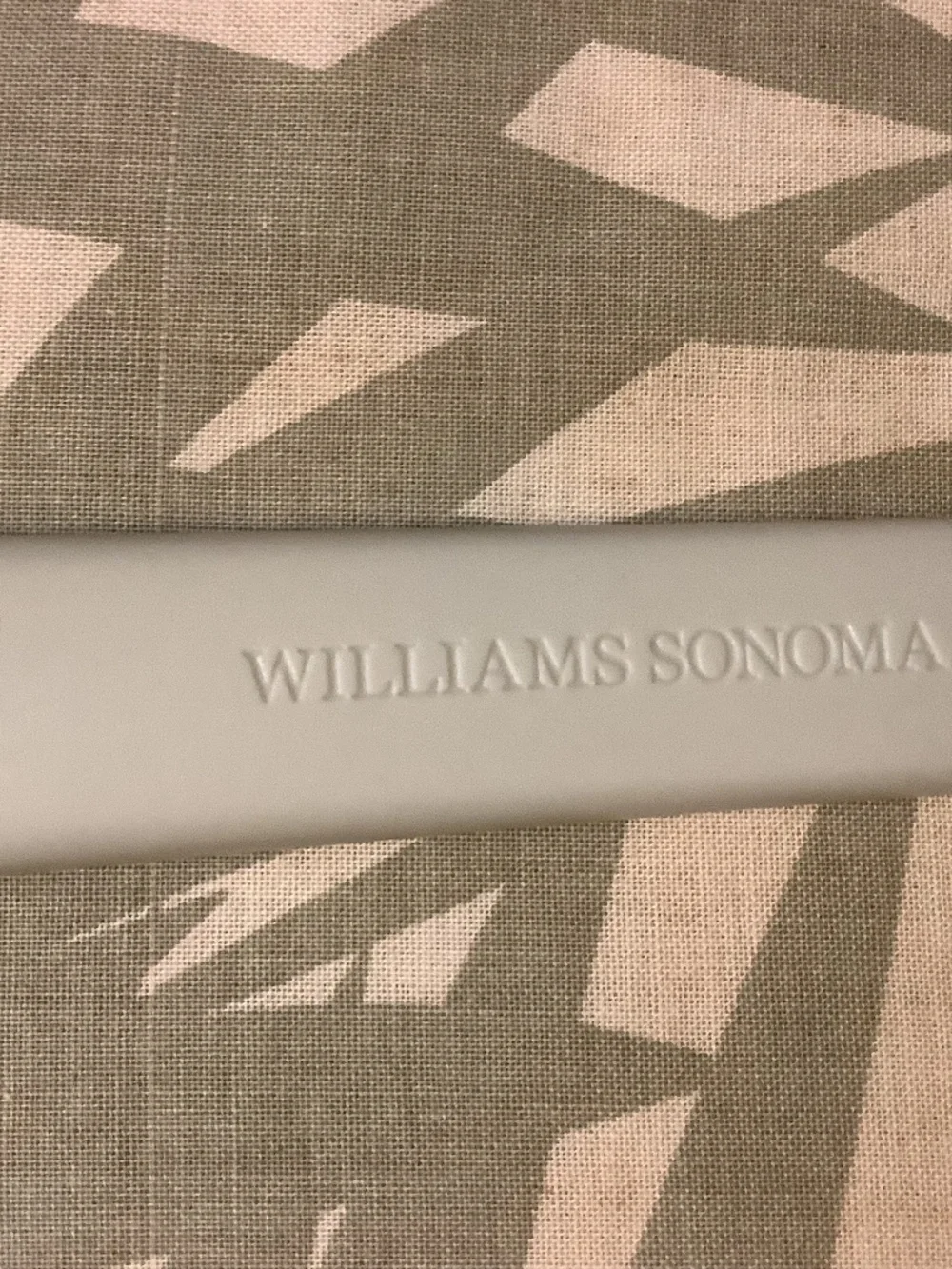 WILLIAMS SONOMA BALL WHISK * BEAD TIPPED DESIGN * BRAND NEW
